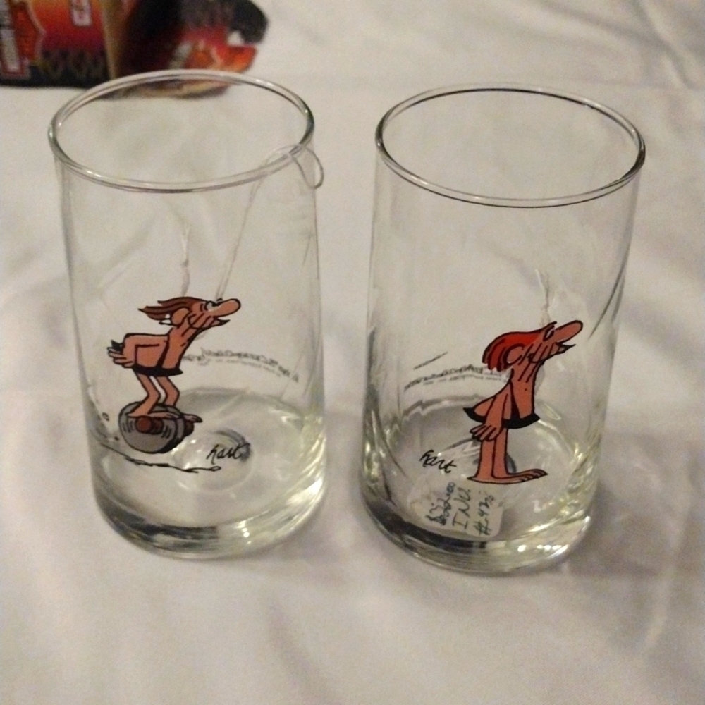 2 vtg 1981 Arby's b.c ice age caveman comic collector series glasses Jonny-Hart